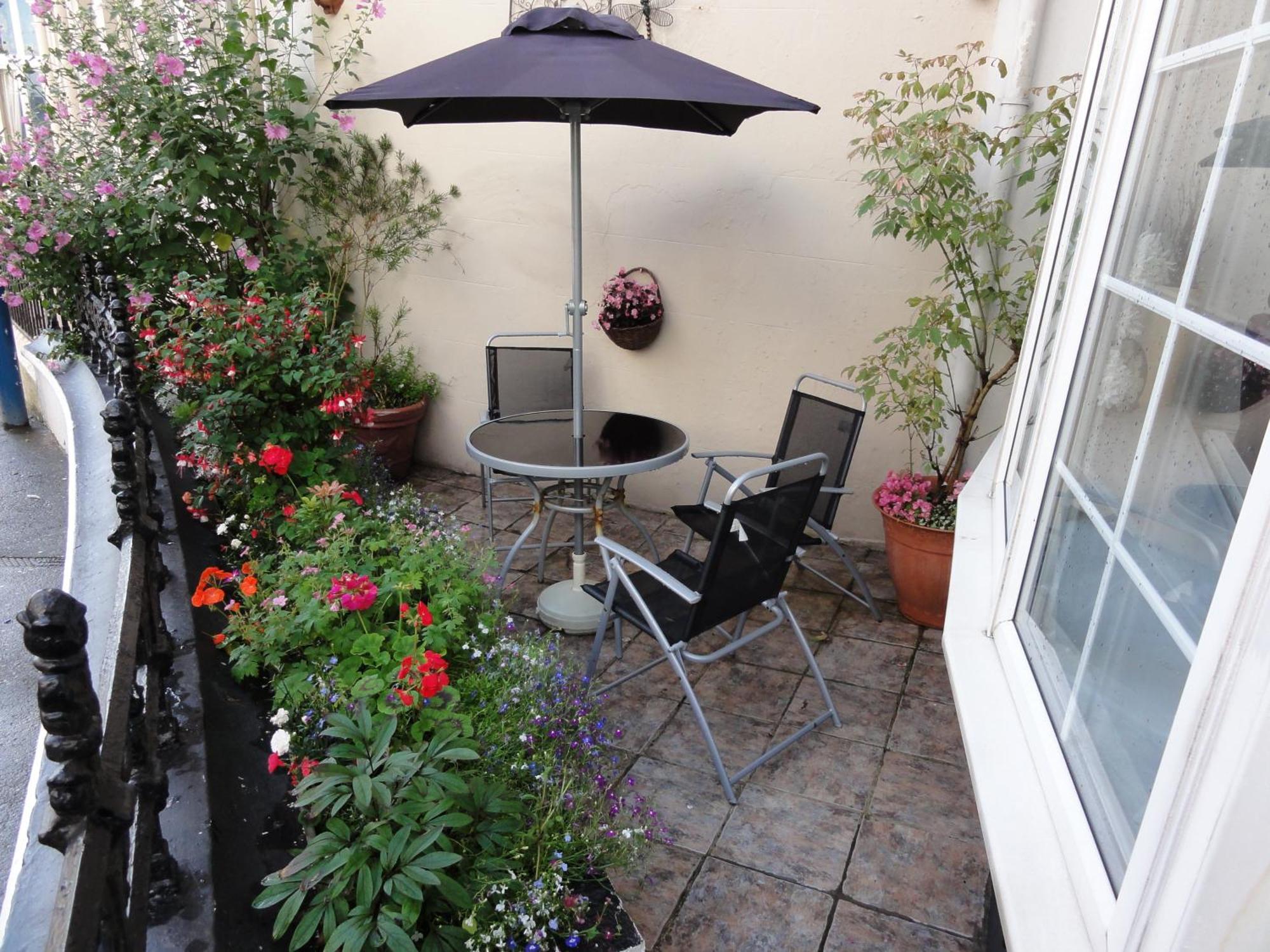 Edelweiss Guest House دوغلاس المظهر الخارجي الصورة