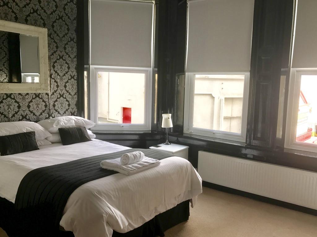 Edelweiss Guest House دوغلاس المظهر الخارجي الصورة