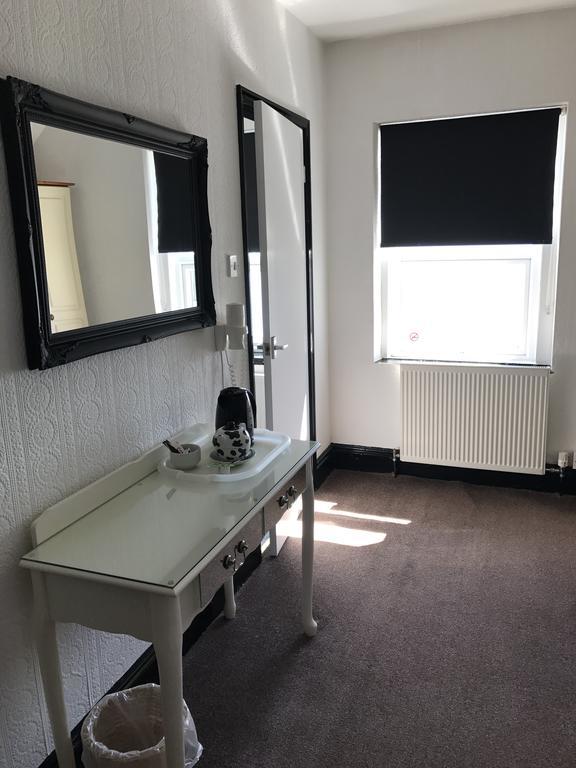 Edelweiss Guest House دوغلاس المظهر الخارجي الصورة